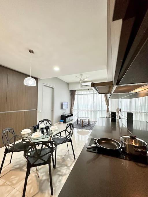 A2502 Grand Medini 100mbps Netflix By