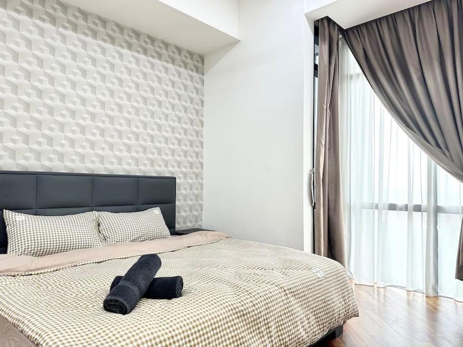 Apartment A2502 Grand Medini 100mbps Netflix By *