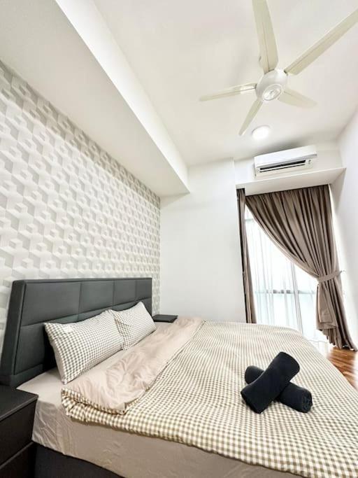 A2502 Grand Medini 100mbps Netflix By *