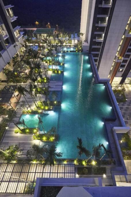 A2502 Grand Medini 100mbps Netflix By * Nusajaya (Iskandar Puteri)